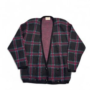 VTG 70s Pendleton 100% Virgin wool plaid cardigan sweater black red green wmns L